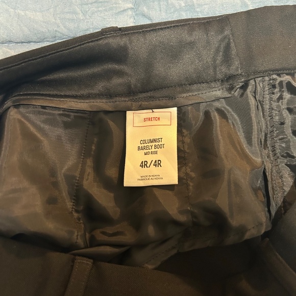 NWOT Mid Rise Barely Boot Columnist Pant - Picture 4 of 6